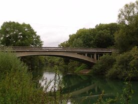 Pont sur l'Aisne, entrée sud de Pontavert